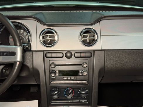 Used 2005 Ford Mustang GT image 20
