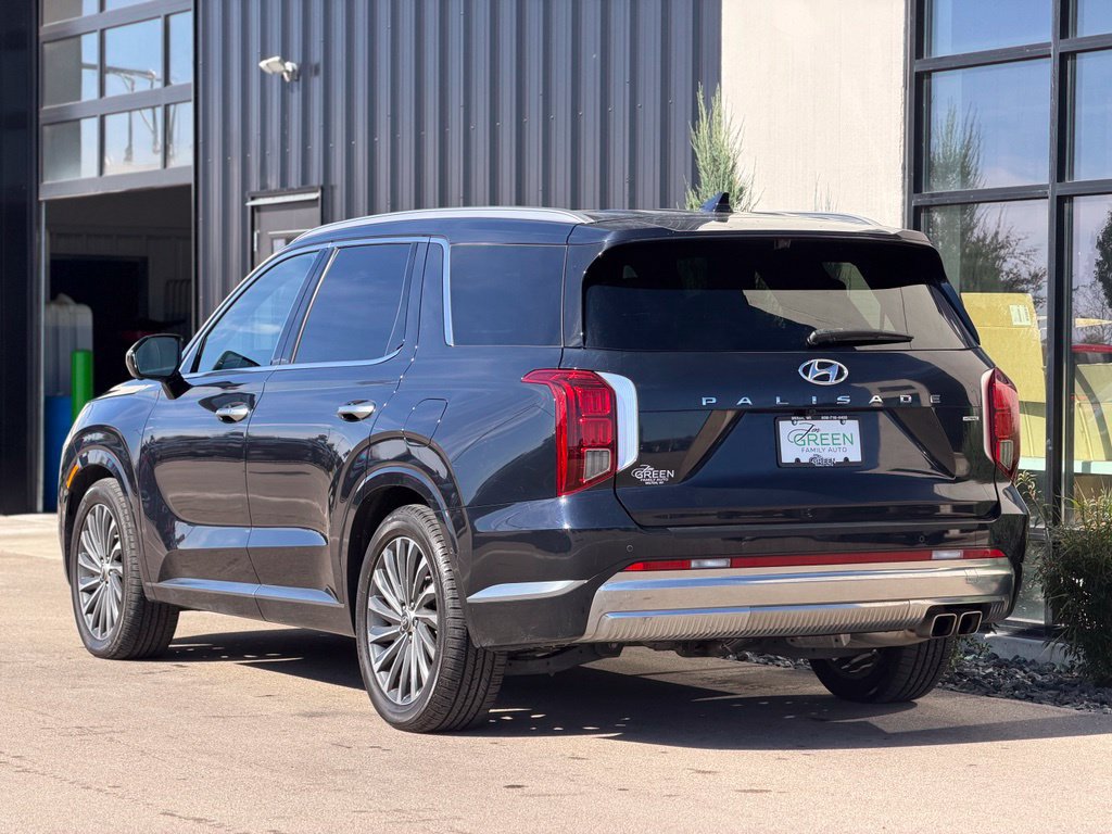 Used 2023 Hyundai Palisade Calligraphy w/ Cargo Package AWD/4WD image 4