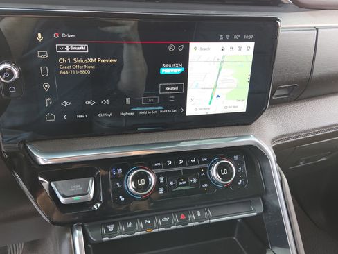 Used 2024 GMC Sierra 3500 Denali w/ Denali Reserve Package image 26