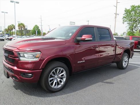 Used 2022 RAM 1500 Laramie AWD/4WD image 8