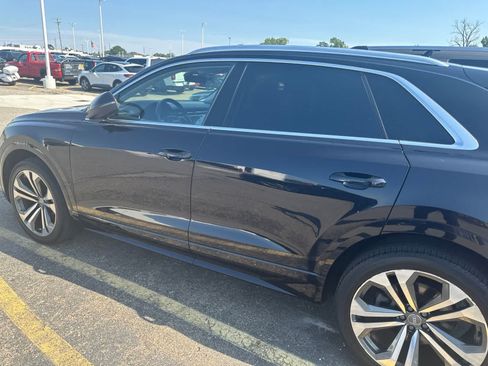Used 2019 Audi Q8 Prestige AWD/4WD image 18