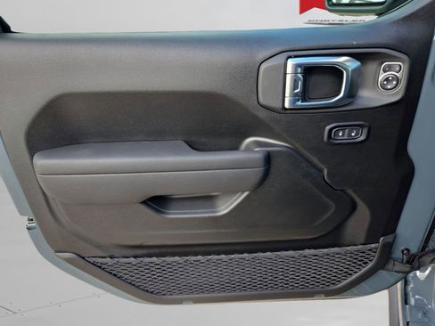 New 2026 Jeep Gladiator Mojave AWD/4WD image 13