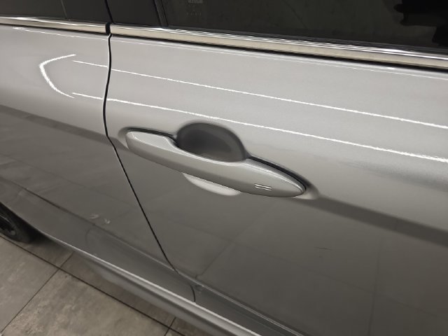 Used 2023 Toyota Camry XSE FWD image 8