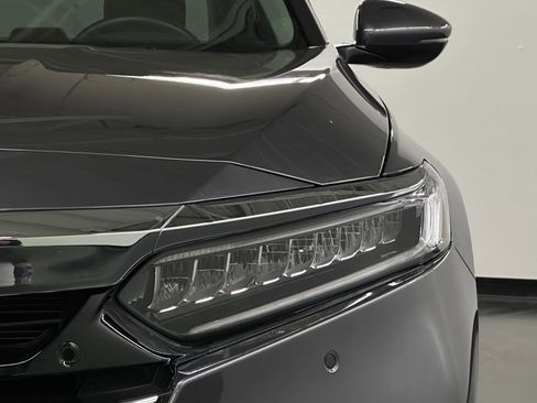 Certified 2022 Honda Accord Touring image 11