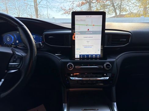 Used 2020 Ford Explorer ST w/ ST Street Pack image 37