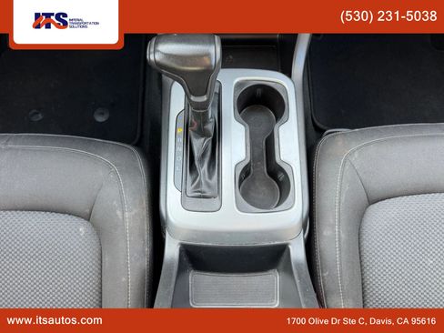 Used 2018 Chevrolet Colorado LT w/ Safety Package RWD image 18