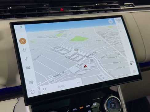 Used 2023 Land Rover Range Rover SE image 14