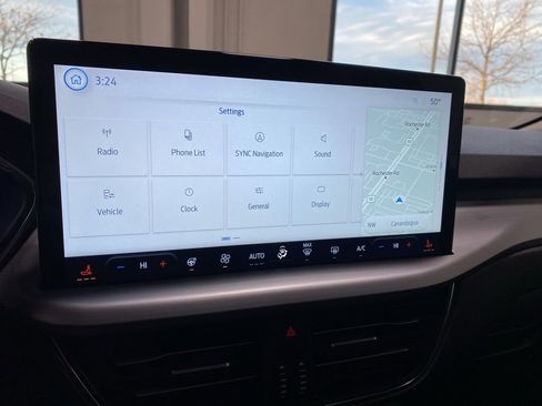 Used 2025 Ford Escape Platinum image 22