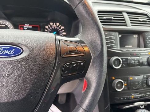 Used 2018 Ford Explorer 4WD image 18