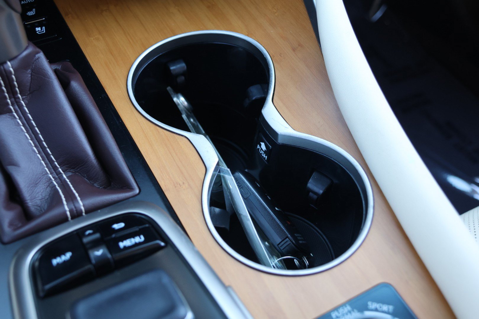 Used 2019 Lexus RX 350 FWD w/ Navigation Package image 26