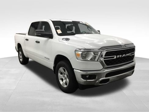 Used 2023 RAM 1500 Big Horn AWD/4WD image 3