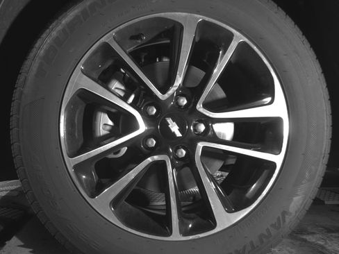 Used 2025 Chevrolet TrailBlazer LT FWD image 12