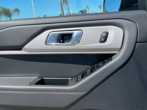 New 2026 Ford Explorer Active w/ Active Comfort Package RWD image 19