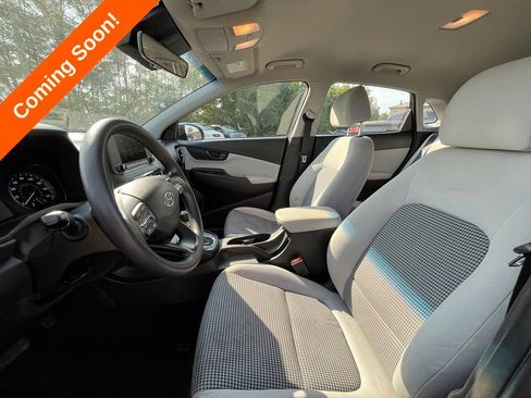Used 2023 Hyundai Kona SE w/ Cargo Package FWD image 26
