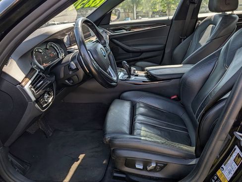 Used 2018 BMW 530i xDrive AWD/4WD image 13