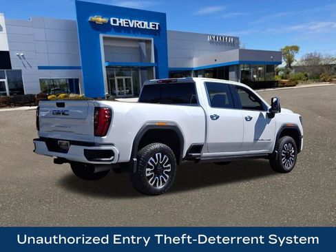 Used 2024 GMC Sierra 2500 Denali Ultimate AWD/4WD image 27