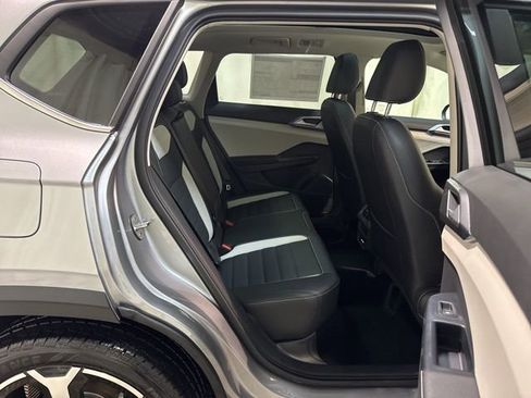 New 2026 Volkswagen Taos SEL AWD/4WD image 32