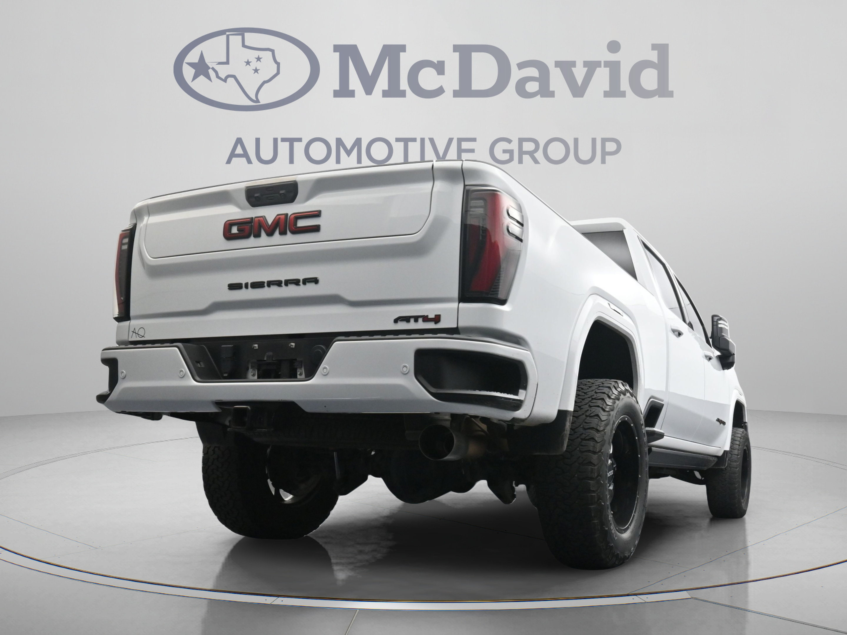 Used 2024 GMC Sierra 2500 AT4 w/ AT4 Premium Plus Package AWD/4WD image 31