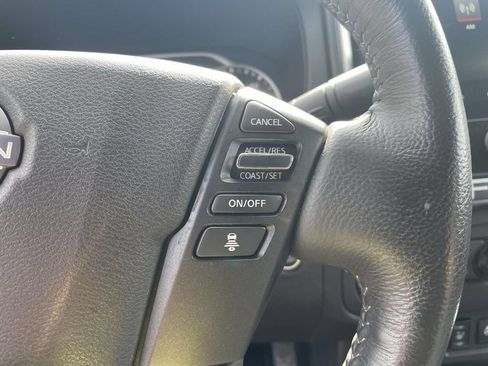Used 2025 Nissan Frontier SV w/ SV Convenience Package RWD image 19