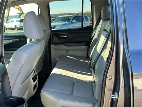 Used 2023 Honda Ridgeline RTL-E image 23