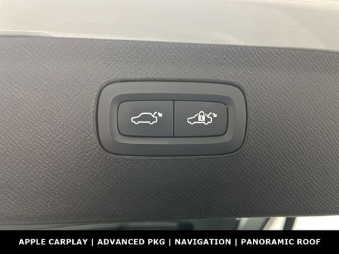 Used 2020 Volvo XC90 T6 Momentum w/ Protection Package Premier image 34