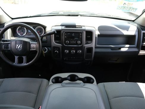 Used 2015 RAM 1500 ST w/ SXT Appearance Group AWD/4WD image 10