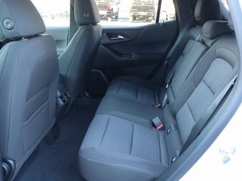 New 2026 Chevrolet Equinox LT image 15