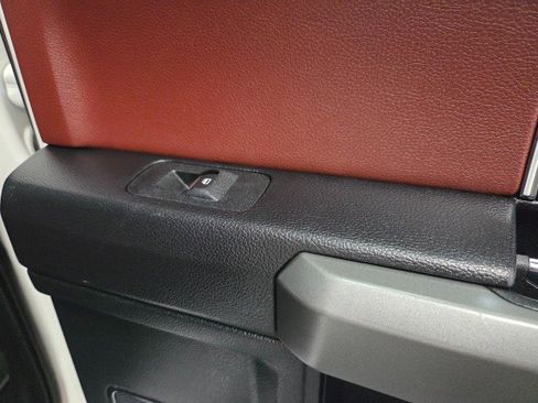 Used 2019 Ford F350 Platinum w/ Platinum Ultimate Package image 40