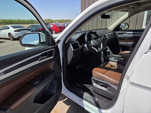 Used 2021 Volkswagen Atlas SEL R-Line AWD/4WD image 19