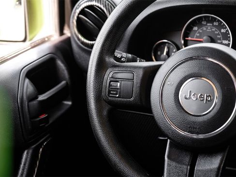 Used 2016 Jeep Wrangler Unlimited Sport image 13