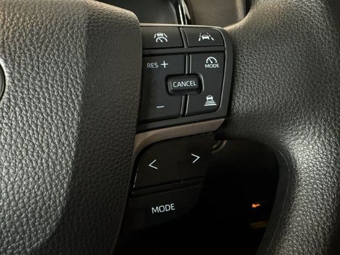 Used 2025 Toyota Camry LE FWD image 32