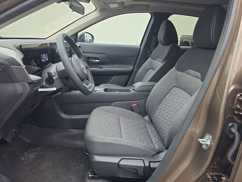 New 2026 Nissan Kicks SV w/ SV Premium Package image 14