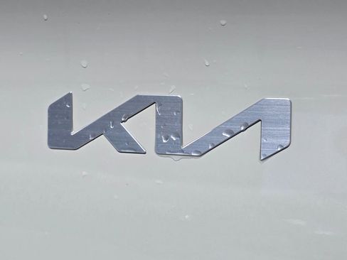 Used 2024 Kia EV6 Wind AWD/4WD image 13