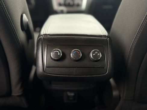 Used 2016 GMC Acadia SLE FWD image 48