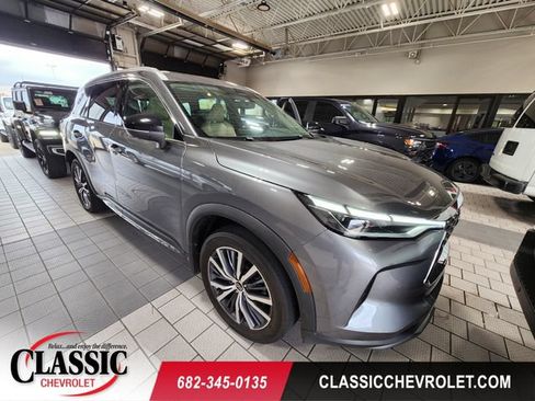 Used 2023 INFINITI QX60 Sensory w/ Vision Package AWD/4WD image 1
