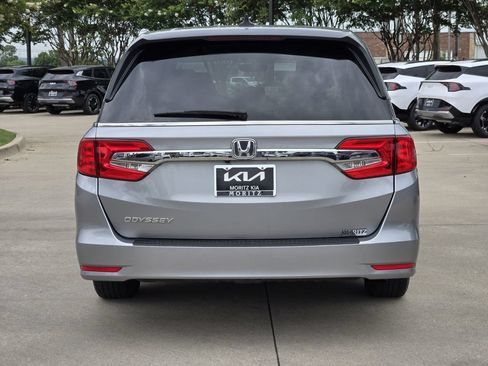 Used 2018 Honda Odyssey EX-L image 13