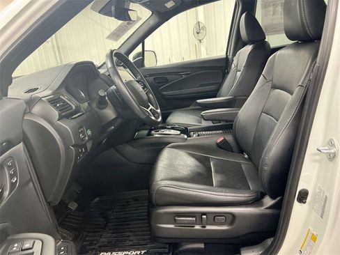 Used 2022 Honda Passport Elite image 20