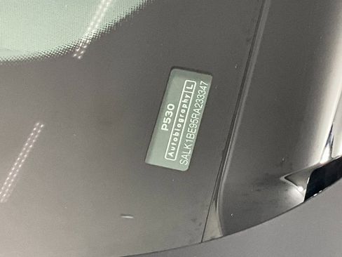 Certified 2024 Land Rover Range Rover Long Wheelbase Autobiography image 29