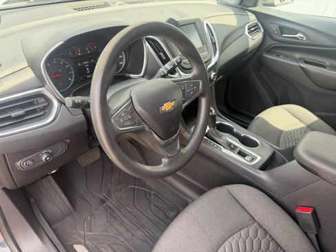 Used 2018 Chevrolet Equinox LT AWD/4WD image 9