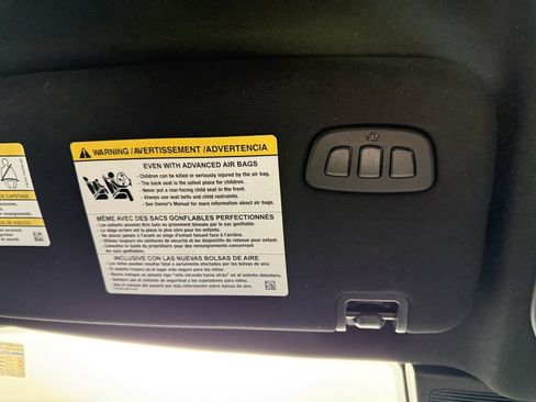 Used 2022 Ford Explorer Platinum w/ Equipment Group 601A image 37