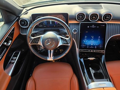Used 2022 Mercedes-Benz C 300 Sedan image 2