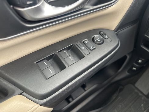 Used 2017 Honda CR-V EX-L image 14