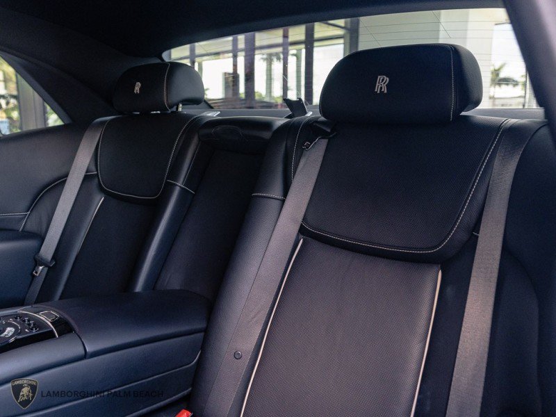 Used 2017 Rolls-Royce Ghost RWD image 26