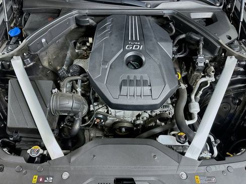 Used 2023 Genesis G70 2.0T w/ Sport Prestige Package image 24