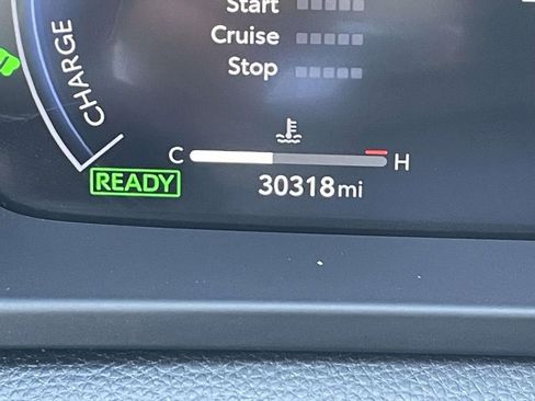 Used 2023 Toyota Crown Limited image 27