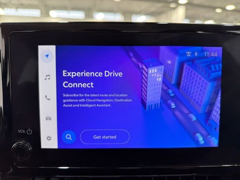 Used 2025 Toyota Corolla LE image 17