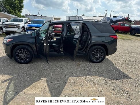 Used 2020 Chevrolet Traverse RS FWD image 30