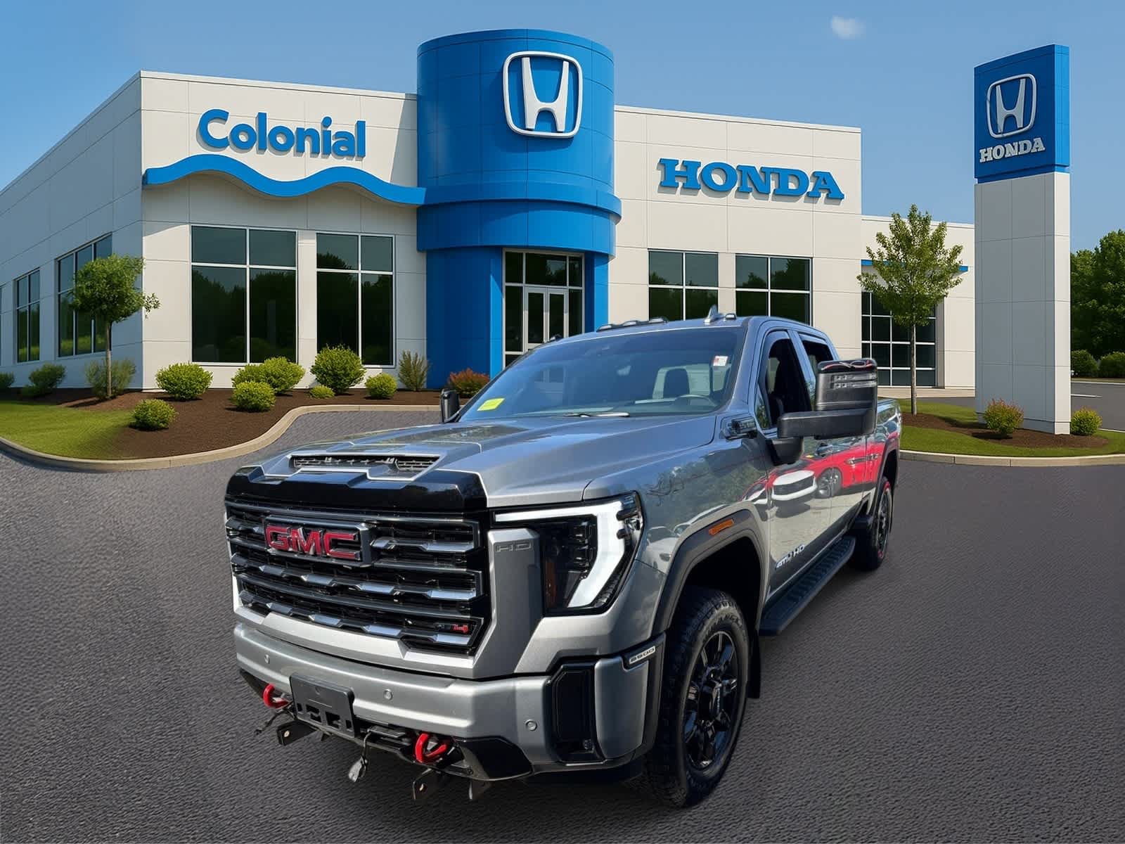 Used 2026 GMC Sierra 2500 AT4 w/ AT4 Premium Plus Package AWD/4WD image 2