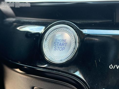 Used 2025 Genesis G80 2.5T image 22