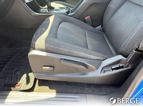 Used 2018 GMC Canyon SLE w/ SLE Convenience Package RWD image 24